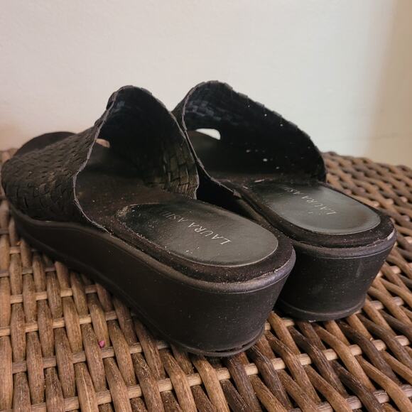 Laura Ashley Black Woven Slip-On Mule Sandals Sz 7.5 2" Wedge Neutral Minimalist - Picture 2 of 7